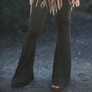 Flared Leggings In Olive - Medium